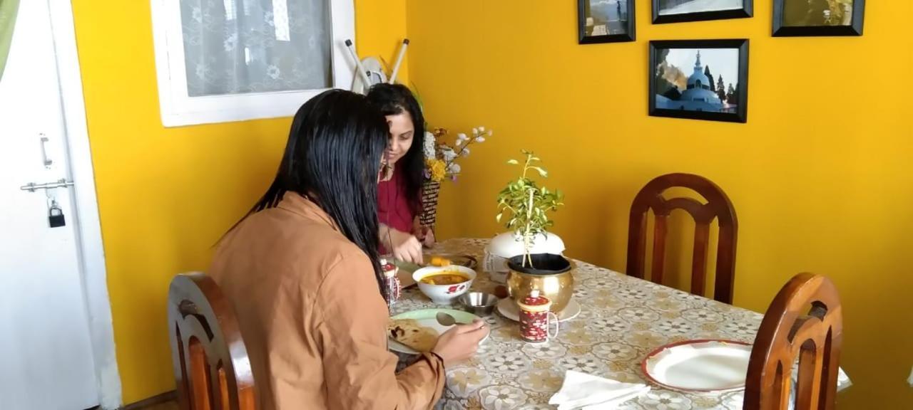 Beverly Hills Home Stay Dárdžiling Exteriér fotografie